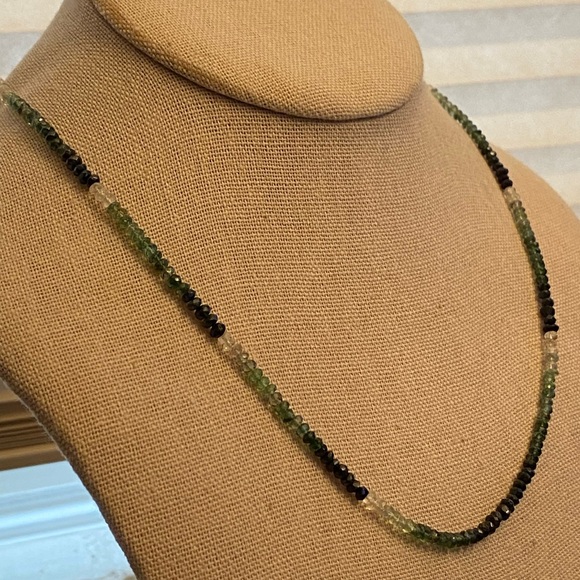 Green black and clear tourmaline necklace on a 925 sterling silver chain - Picture 1 of 11